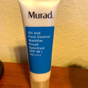 Murad oil and Pore Control Mattifier Spf 45 1.7 oz